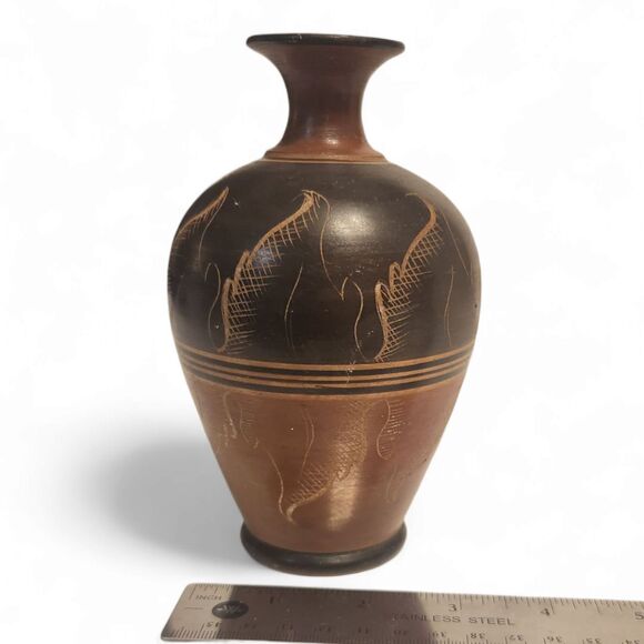 Vintage Studio Pottery Vase Signed Antonia da Giulia Sgraffito MCM Decor - Picture 1 of 9
